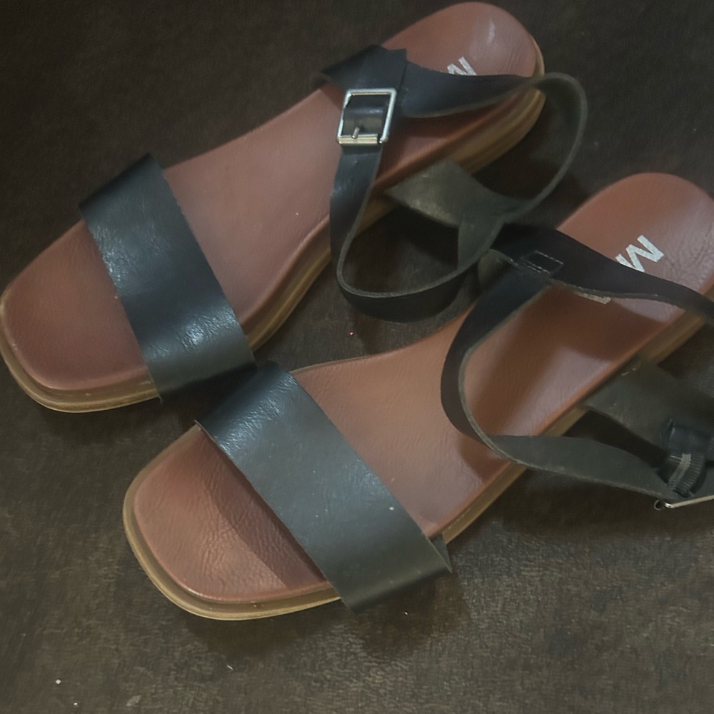 Black Leather Sandals